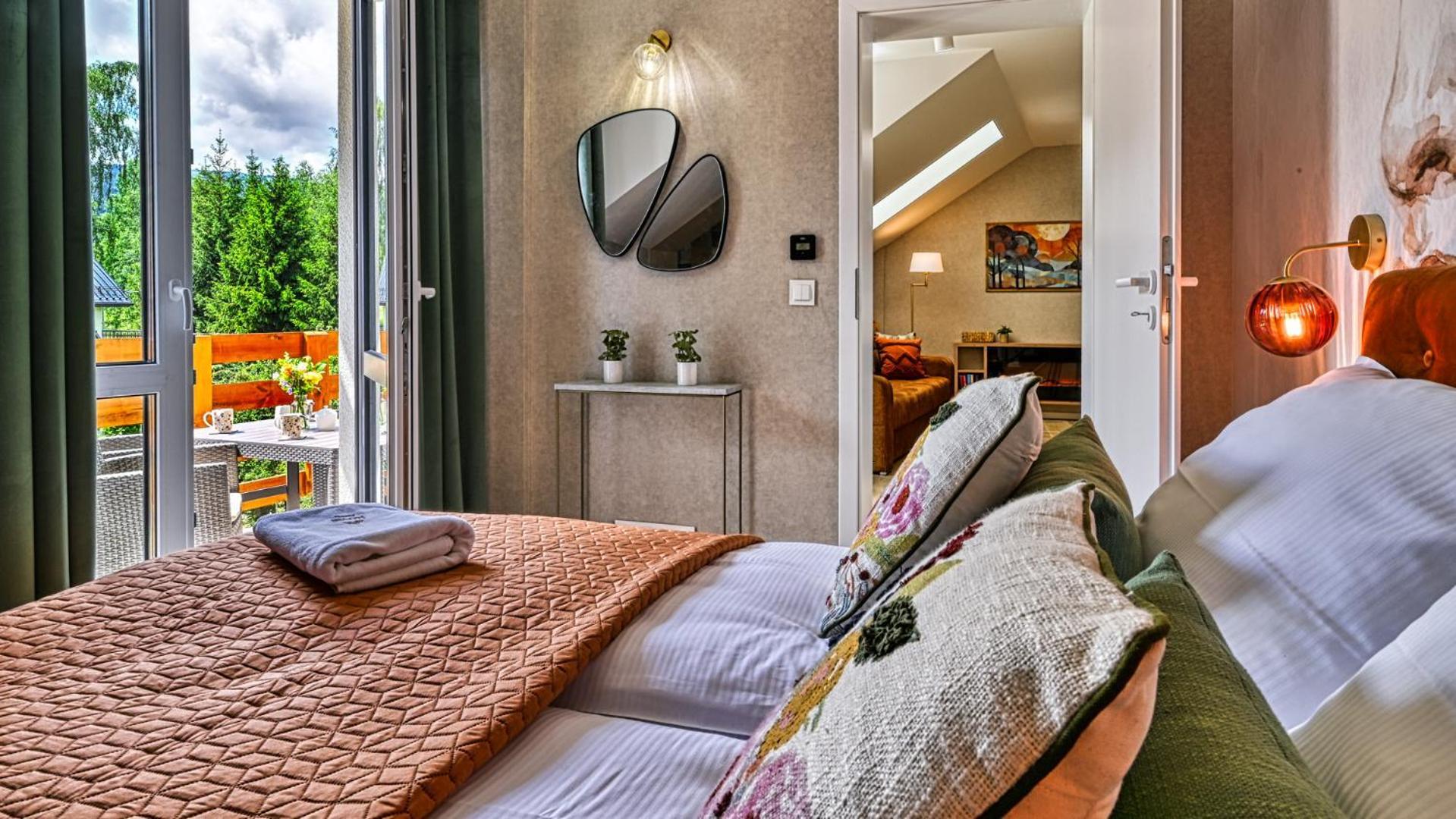Apartamenty Dwupoziomowe Karkonoskie Kolory By Royal Aparts Karpacz Zewnętrze zdjęcie